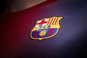 传奇谢幕！费尔南迪尼奥曼城生涯终章，383战铸就14冠丰碑，蓝月基石永载史册