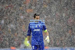 维密天使闪耀T台，运动基因引热议，顶级身材背后的体能训练堪比职业运动员