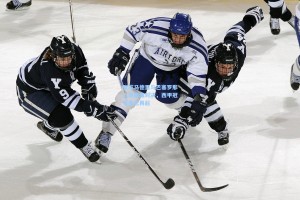 皇家马德里与巴塞罗那上演巅峰对决，西甲冠军悬念再起