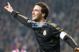 热刺华丽足球哲学遇挑战，布伦特福德务实风格引发战术辩论